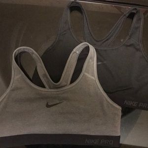 Set of 2 Nike Pro Sports Bras